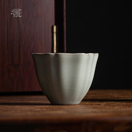 问鼎官窑宋青冰棱杯 商品图0