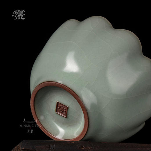 问鼎官窑宋青菡萏杯 商品图3