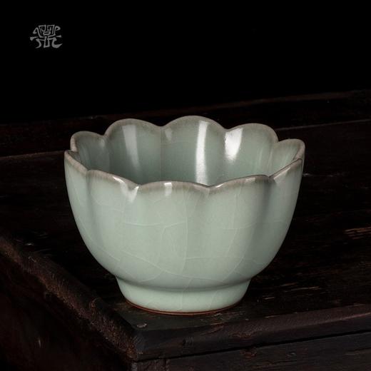 问鼎官窑宋青菡萏杯 商品图1