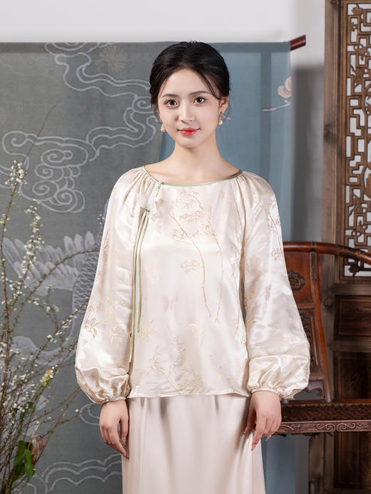 荷言HEYEN 春熹 蝴蝶竹叶提花桑蚕丝人丝面料上衣新中式新品上新 商品图4