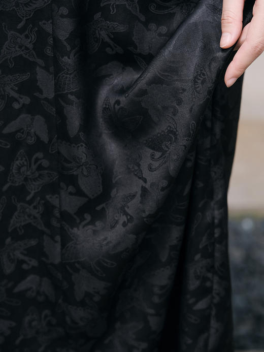 盛唐牡丹 |香云纱蝴蝶纹双V领长裙 商品图3