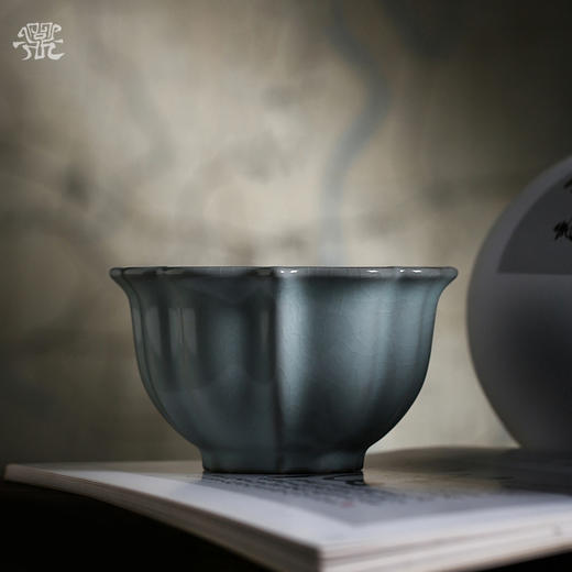 问鼎官窑庚子宋青宝相盅（缺货） 商品图0