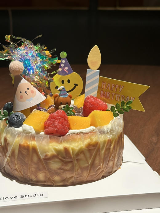 巴斯克芝士生日蛋糕（冬天草莓装饰 夏天树莓装饰 商品图0