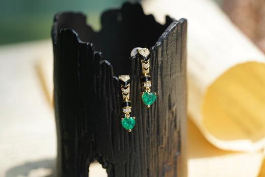 祖母绿爱心耳钉 商品图0