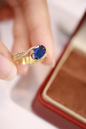 1.52ct 蓝宝石戒指