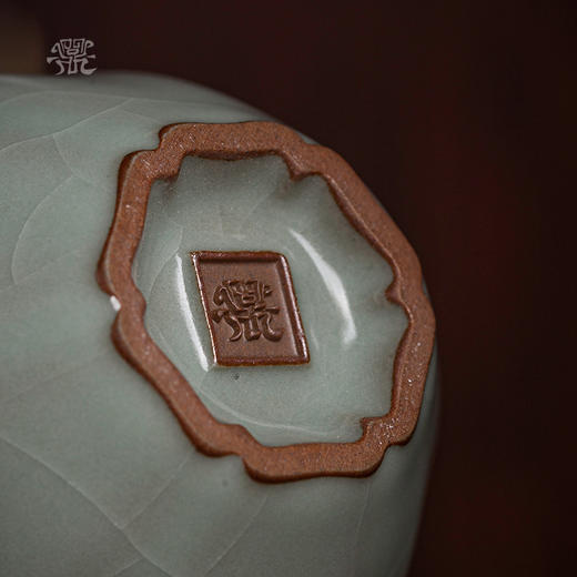 问鼎官窑宋青冰棱杯 商品图4