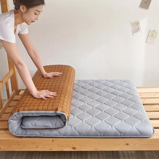 【四季适用，是凉席也是床垫~】学生床垫单人垫子 榻榻米折叠软垫 家用床垫褥 双人加厚垫子 床褥铺地垫子-QQ 商品图5