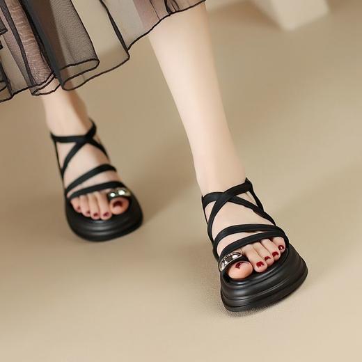 ZHR露趾交叉带凉鞋女厚底百搭凉拖鞋2024新款波西米亚沙滩凉鞋子 商品图6