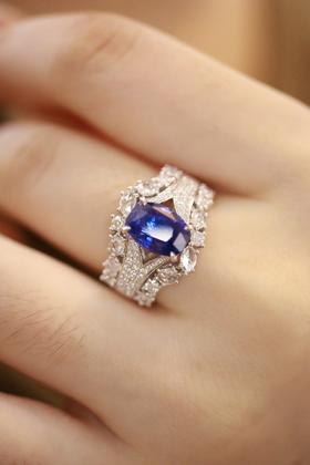 3.35ct 蓝宝石戒指