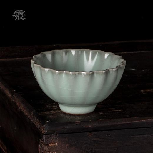 问鼎官窑宋青青莲杯（缺货） 商品图1