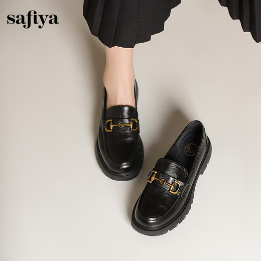 Safiya/索菲娅学院风深口粗跟金属扣百搭英伦厚底乐福鞋 SF43112063/SFD1112063 商品图1