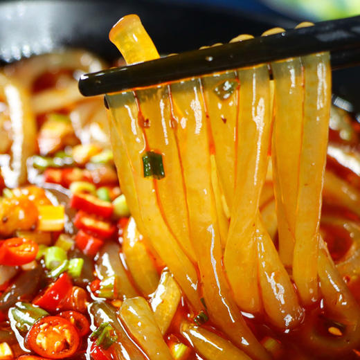 椒口赞新疆椒麻鸡酸辣粉 （青椒味）332克/盒 商品图1