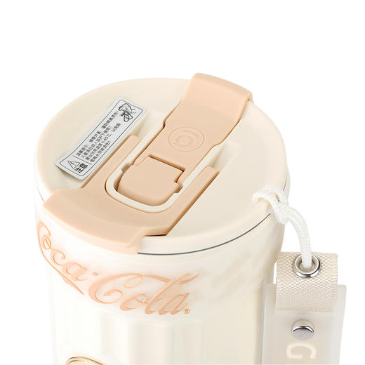 GE-CK23AW-B66  可口可乐联名款徽章系列保温杯（雪融白） 商品图3