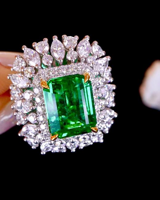 4.66ct 祖母绿戒指 商品图2