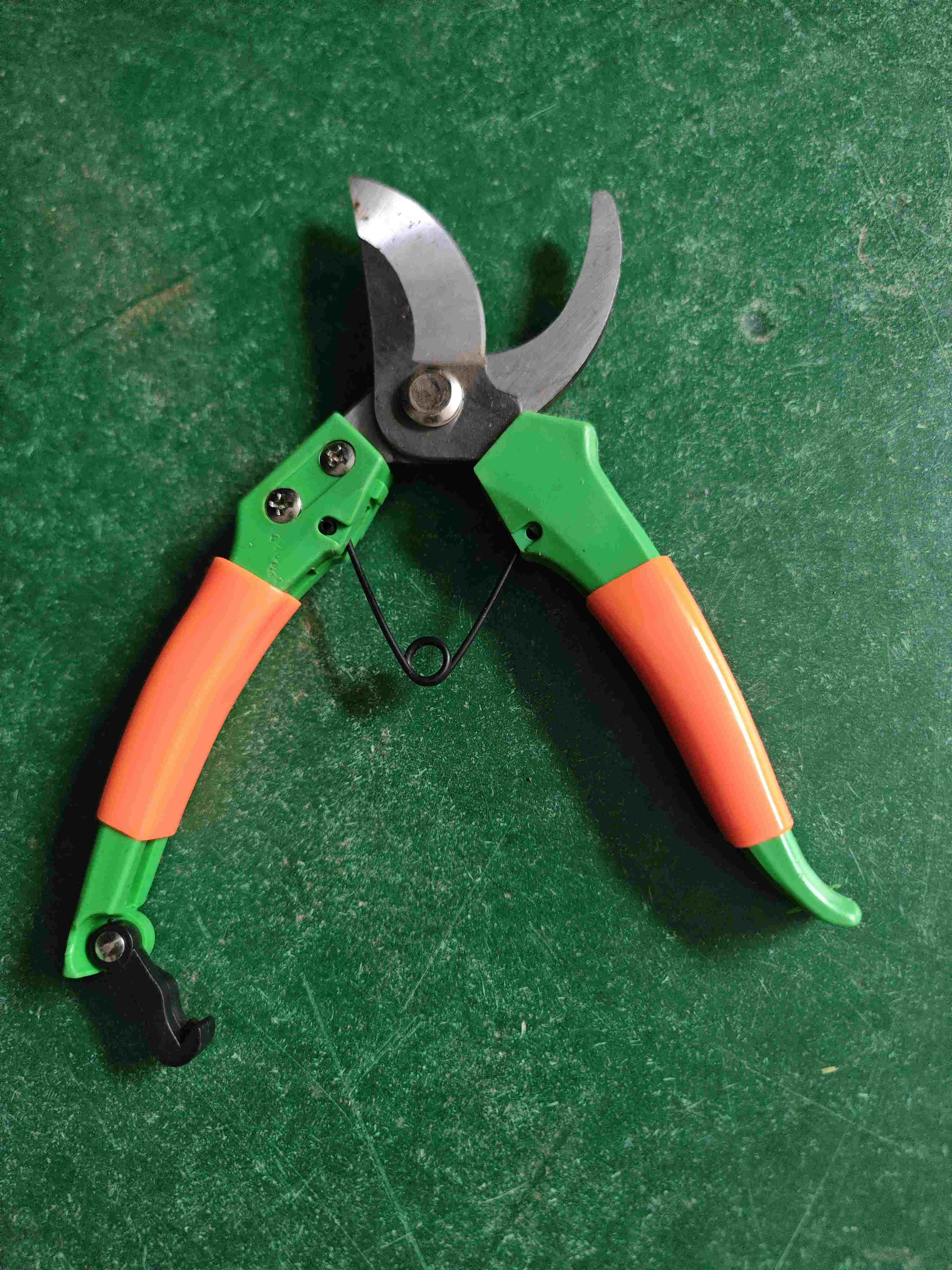 【货号02745】库存处理手动剪刀树枝剪刀园林剪刀