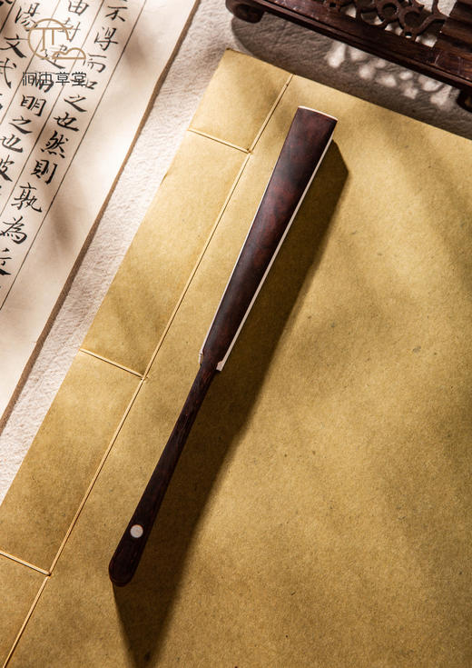 清代紫檀老料制苏工折扇 商品图1