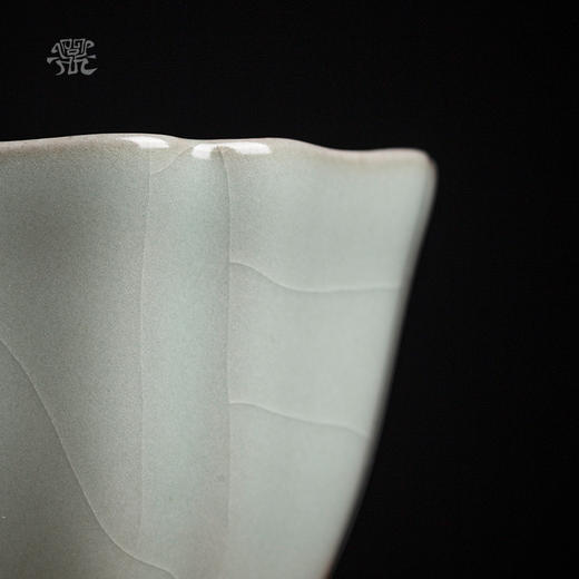 问鼎官窑宋青冰棱杯 商品图3