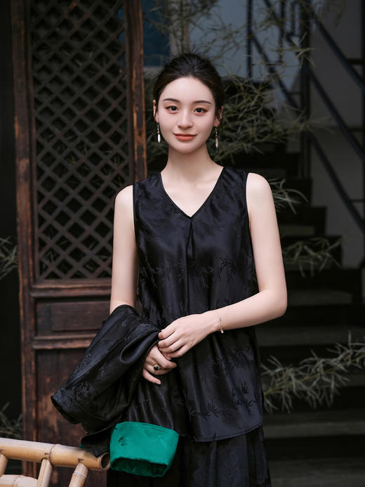 盛唐牡丹 |黑色文竹真丝提花背心 商品图0