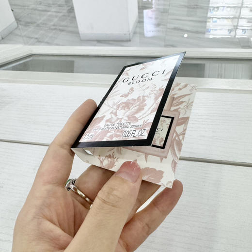 古驰花悦粉色香水淡香小样1.5ml 商品图1