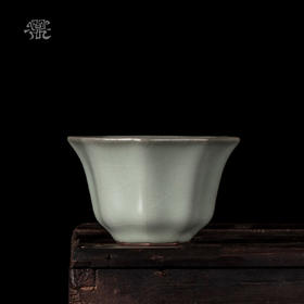问鼎官窑宋青八方杯（缺货）