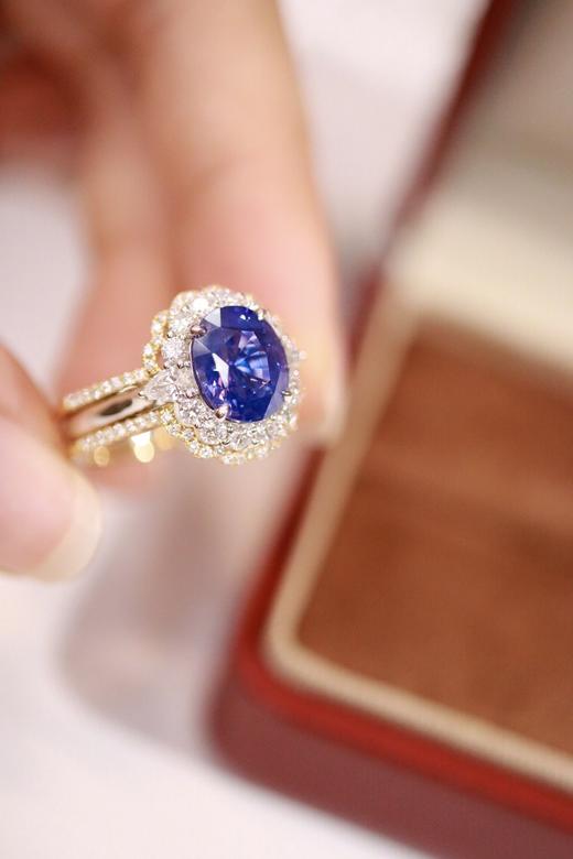 3.06ct 蓝宝石戒指 商品图3