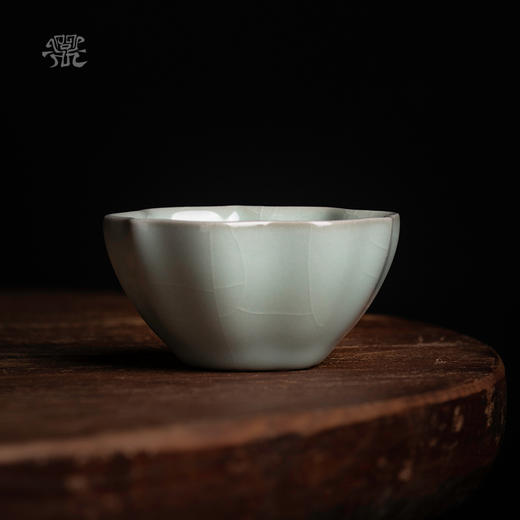 问鼎官窑宋青三叶杯 商品图0