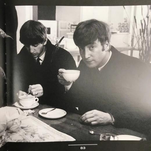 约翰·列侬图传 约百幅插图 精装大16开 商品图8