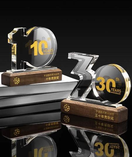 水晶奖杯定制定做周年纪念徽章镶嵌奖牌订制优秀员工高档奖杯 商品图3