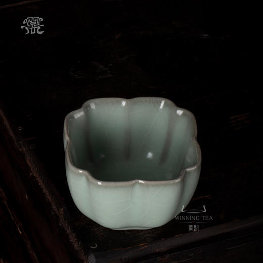 问鼎官窑宋青葵扇杯 商品图1
