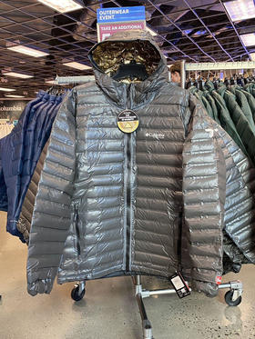 瑕疵Columbia/哥伦比亚 钛金系列 男金点热反射Outdry防水700蓬羽绒服