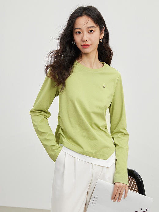 【年终特卖】熙世界假两件拼接T恤长袖秋季新款圆领休闲修身显瘦套头打底衫 商品图5