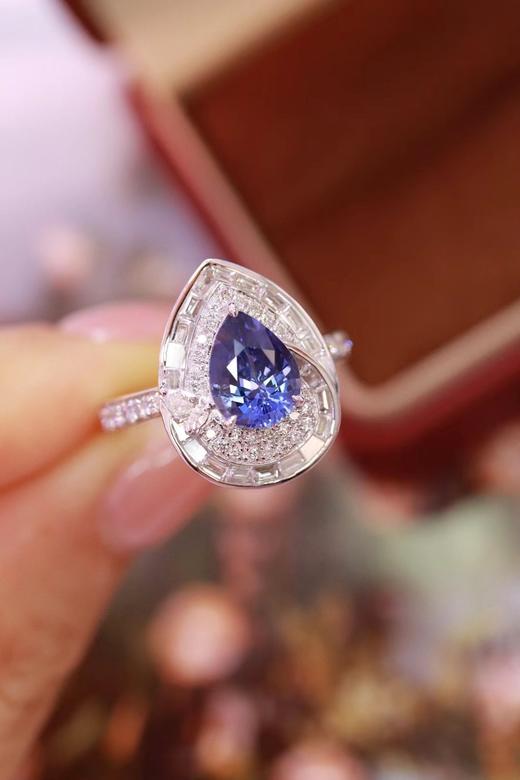 1.79ct 蓝宝石戒指 商品图0