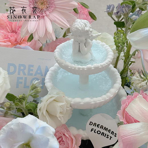 情人节许愿池花束礼盒--许愿天使 商品图0