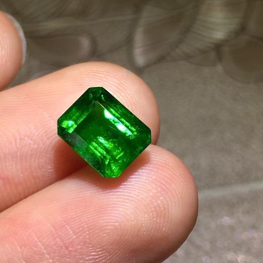 2.51ct 祖母绿裸石 商品图4