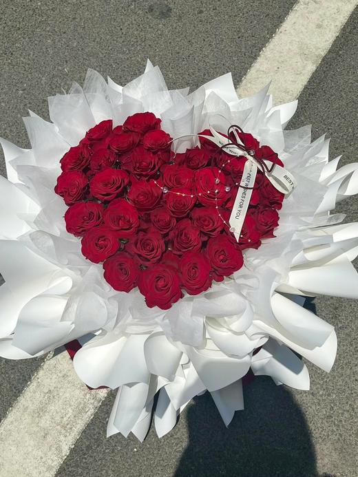 33支52支玫瑰心形花束二选一 商品图2