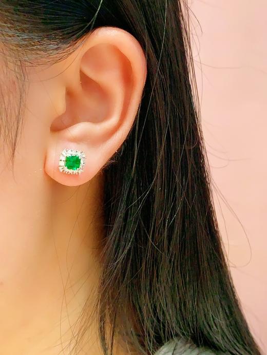 0.87ct 祖母绿耳钉 商品图4