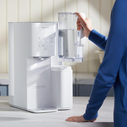 飞利浦（PHILIPS）水通道蛋白净饮机ADD6860 纯水箱 纯水壶 商品图0