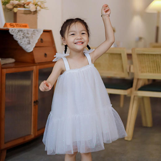【蝴蝶结亮片吊带连衣裙】女童亮片吊带裙夏薄款2024新款蝴蝶结公主裙3-6岁儿童洋气连衣裙 商品图1
