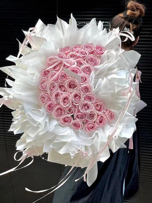 月亮代表我的心33支52支花束 商品图1