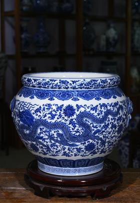 柴窑青花龙穿花双耳缸