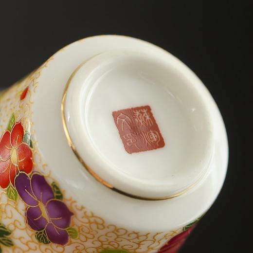 ￥99开抢！千元级别，中国制茶大师林明仔监制【珐琅牡丹茗茶四享礼盒】宫廷御用珐琅彩制工艺 一壶二杯 礼盒+手提礼袋 搭配四款顶级茶饼#老班章 #冰岛甜 #陈皮普尔 #陈皮白茶 商品图5