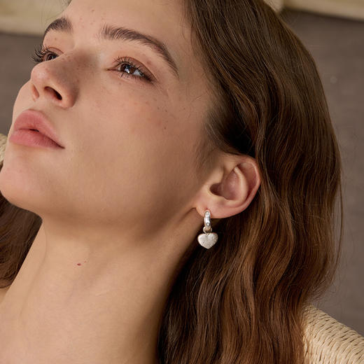 ARSIS｜星夜系列 丝光爱心双面耳圈 商品图5