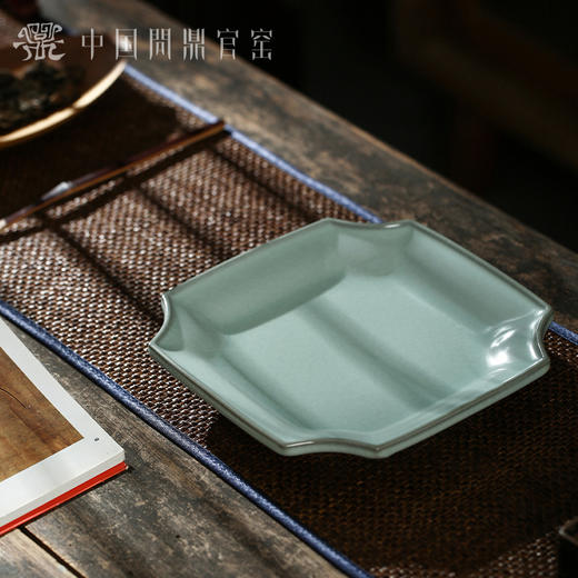 问鼎官窑庚子宋青云辉壶承 商品图3