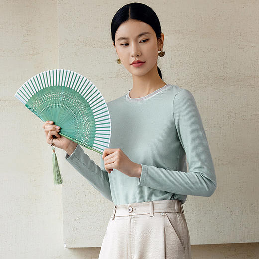 玳莎拼接设计感圆领针织衫女2024新款显瘦纯色内搭长袖上衣  EC32303 商品图0