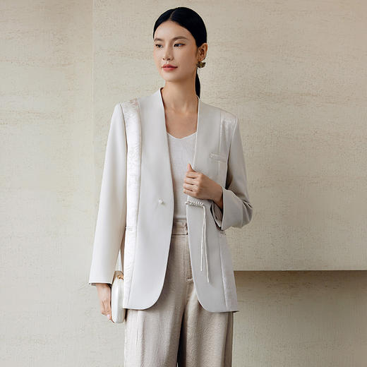 玳莎无领提花微宽松西装女士秋季新款新中式盘扣设计感外套  EC37303 商品图2