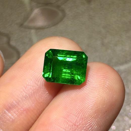 2.51ct 祖母绿裸石 商品图3