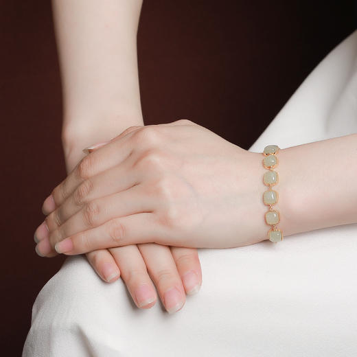 【骄阳踏水】S925银镀金和田玉晴水玉手链【CW-SL11648】 商品图3