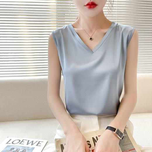 RW2022-D39真丝吊带背心女内搭打底配西装桑蚕丝缎面24夏V领白色外穿小吊带 商品图1