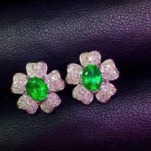 1.4ct 祖母绿耳钉 商品图2