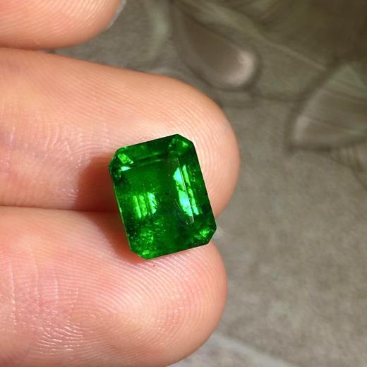 2.51ct 祖母绿裸石 商品图1
